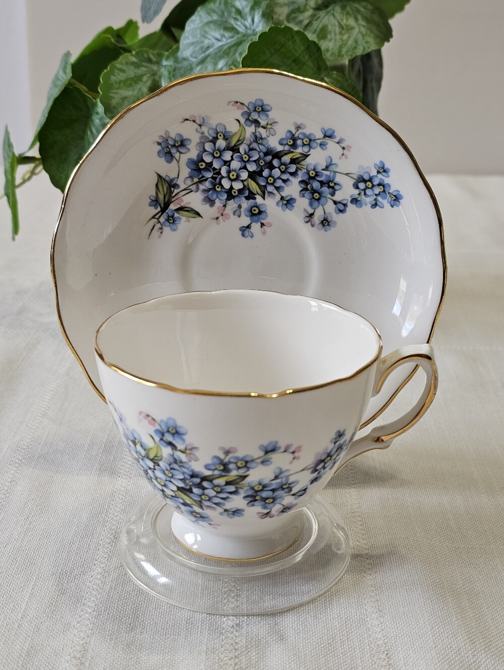 Vintage Royal Vale Forget Me Not Bone China Teacup & Saucer England #7911